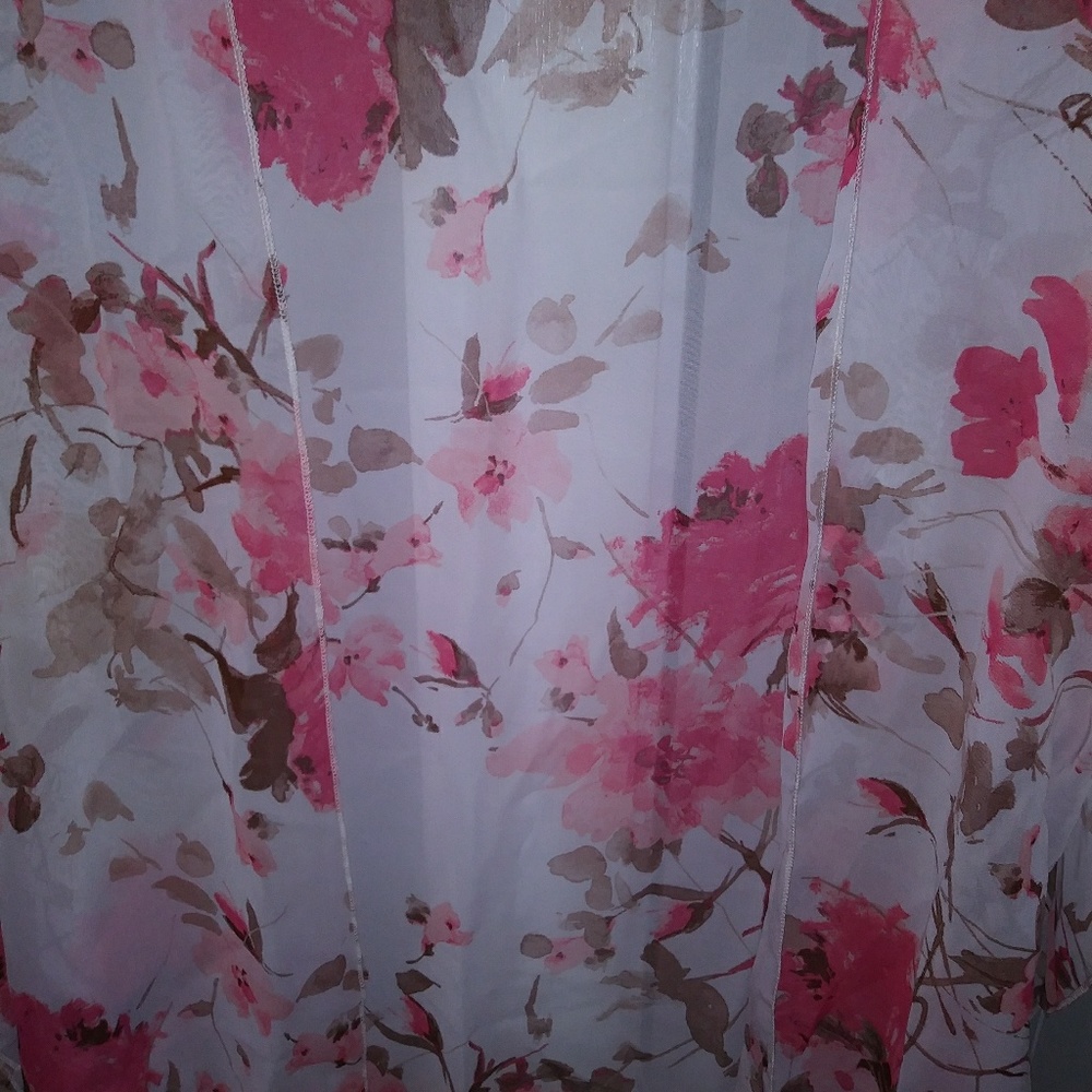 Blouse - Picture 2 of 3